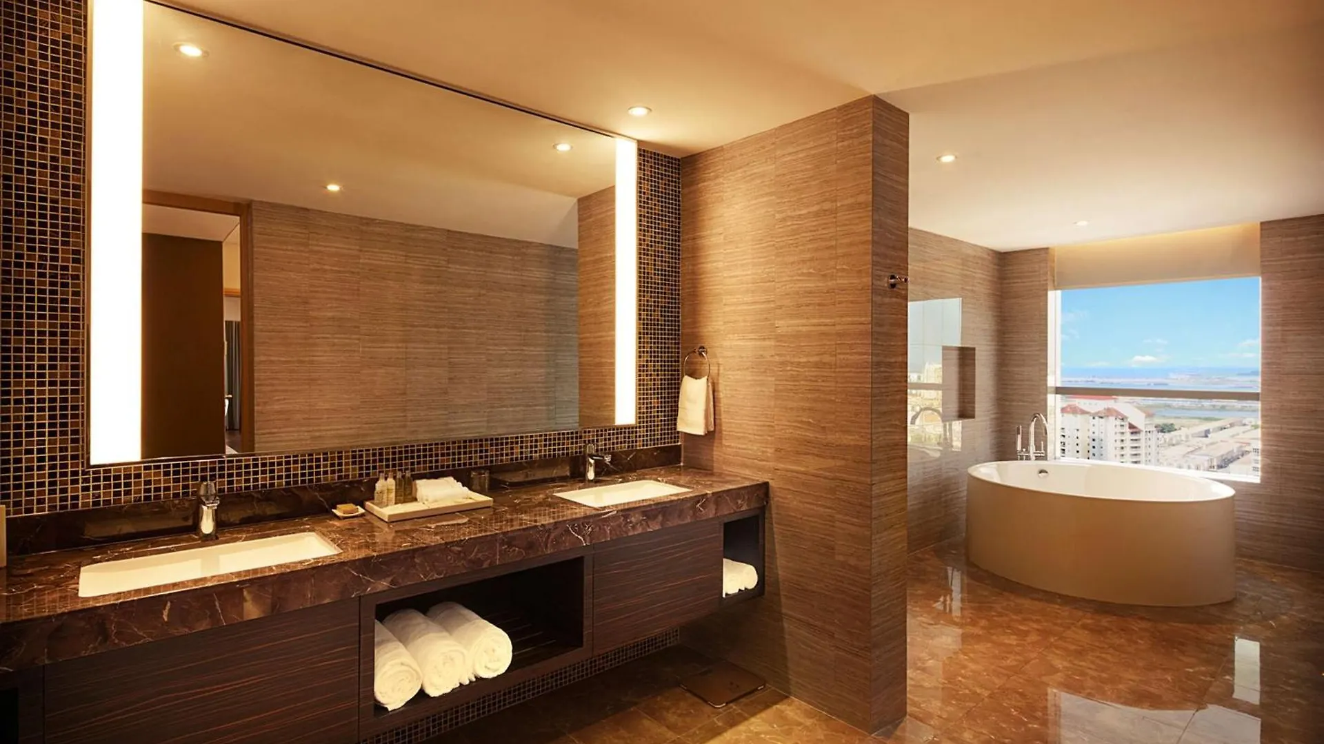 Doubletree By Hilton Melaka Hotel
