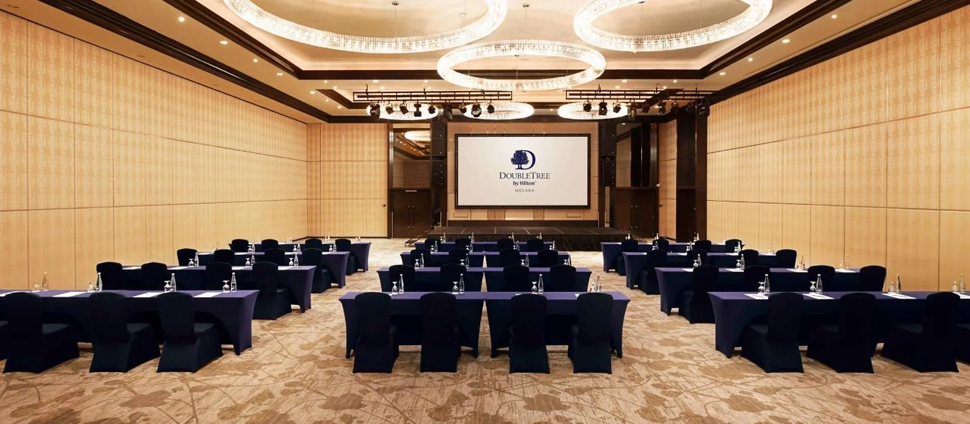 Doubletree By Hilton Melaka Hotel 5*, Malacca