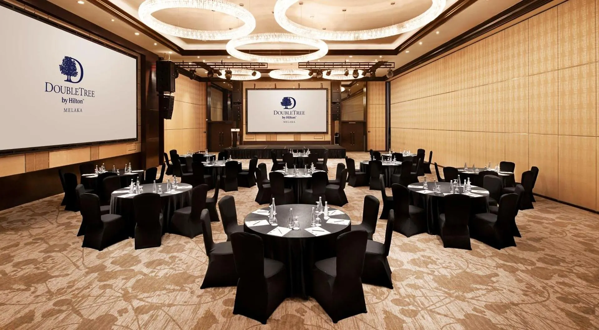 Doubletree By Hilton Melaka Hotel 5*, Malacca Malaysia